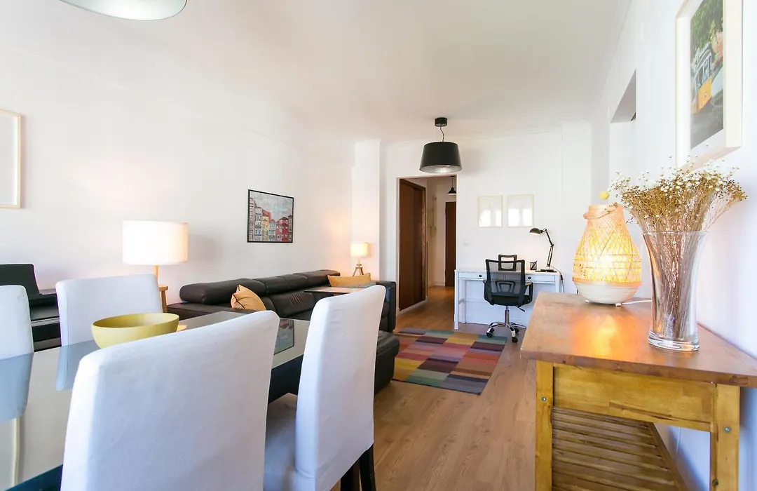 Apartamento central e confortável junto ao bairro da Graça-1